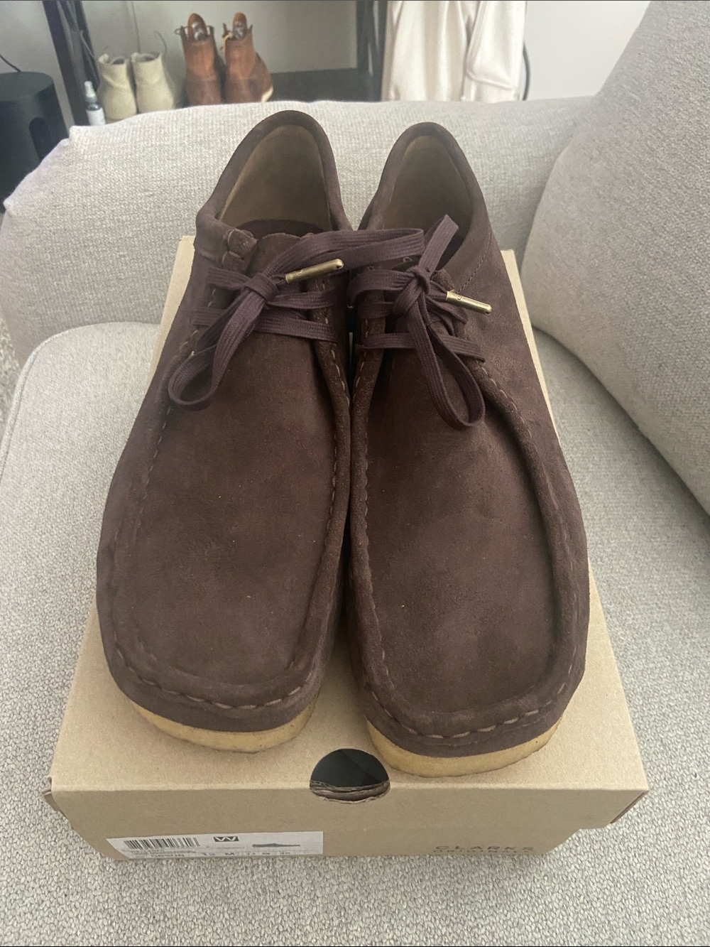 Clarks Originals Wallabee Low Dark Brown Suede Men’s Size 12